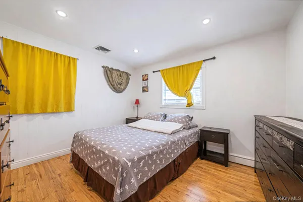 $649,990 | 23 McKinley Street, Brentwood, NY 11717