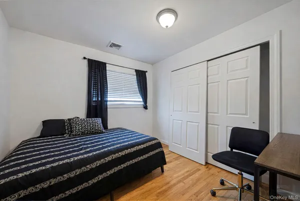 $649,990 | 23 McKinley Street, Brentwood, NY 11717