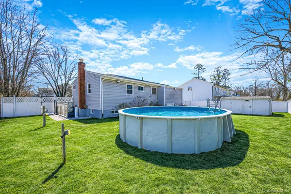 $649,990 | 23 McKinley Street, Brentwood, NY 11717