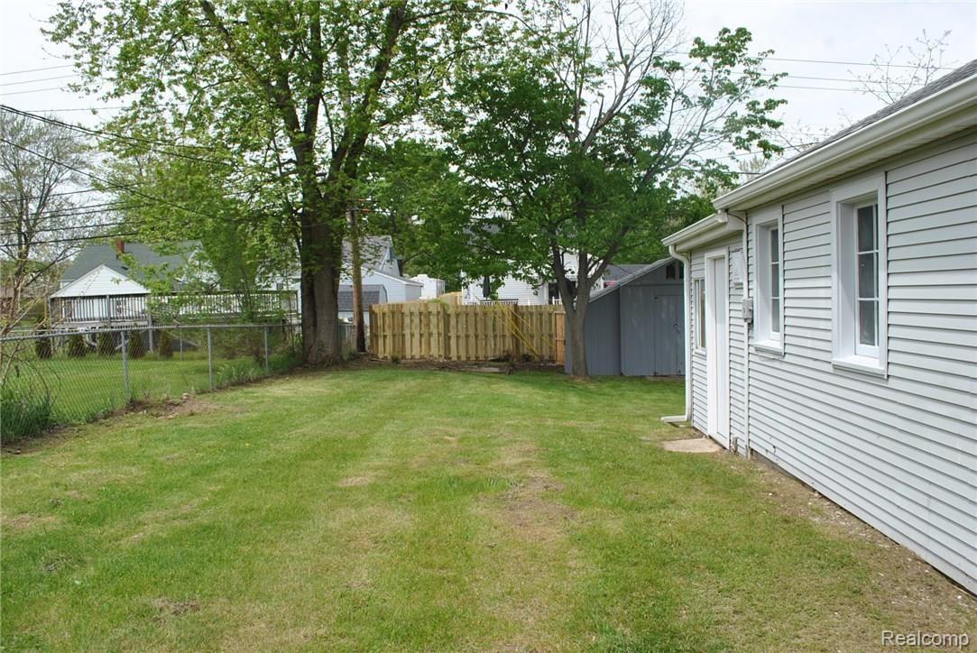 2385 Vivian Road Monroe, MI 48162 - Photo 18 of 21 DSC_0507.JPG
