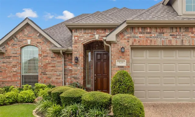 $550,000 | 749 Barton Springs Drive, Fairview, TX 75069