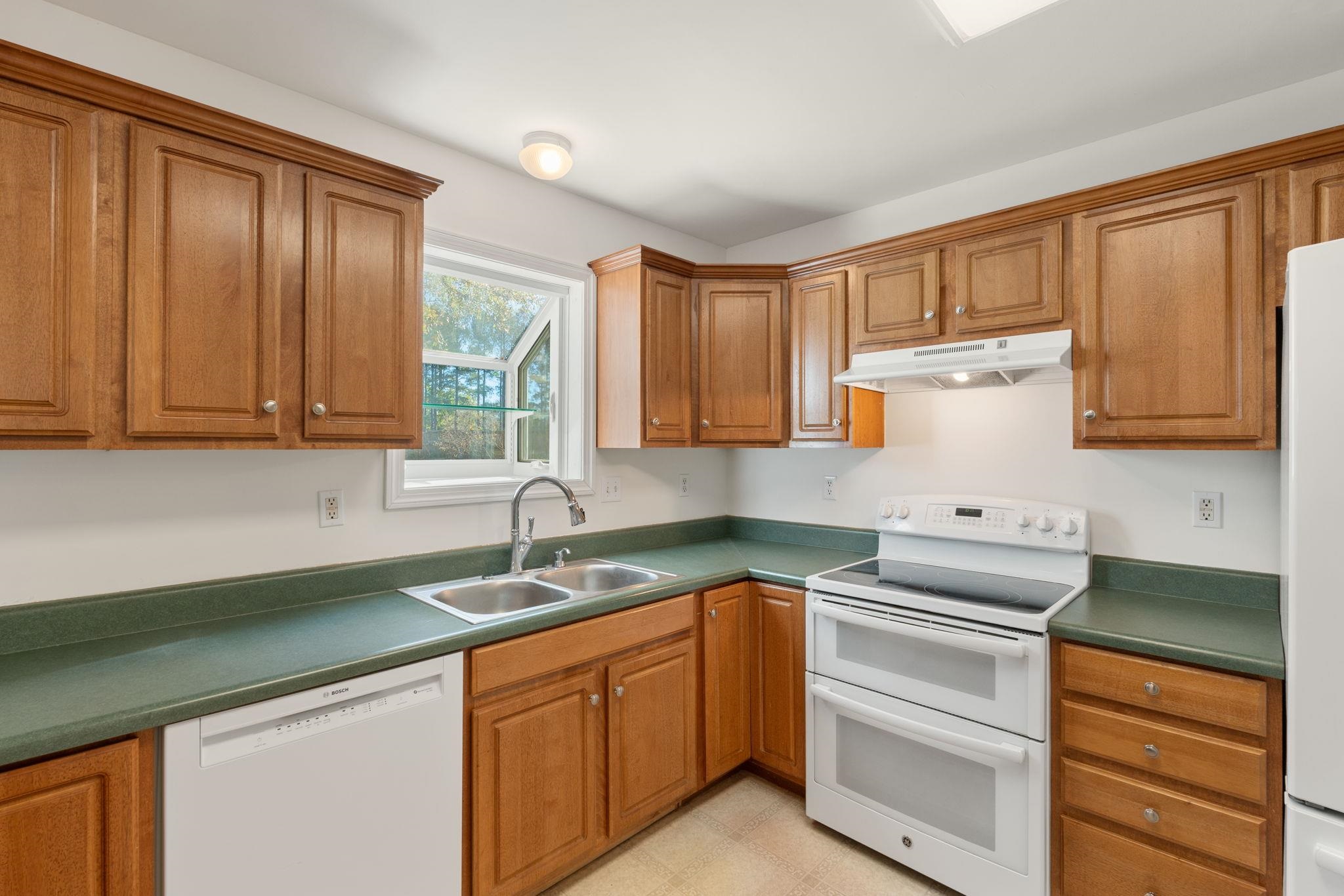 325 Malachi Court Inman, SC 29349 - Photo 12 of 44 Gallery Image 12