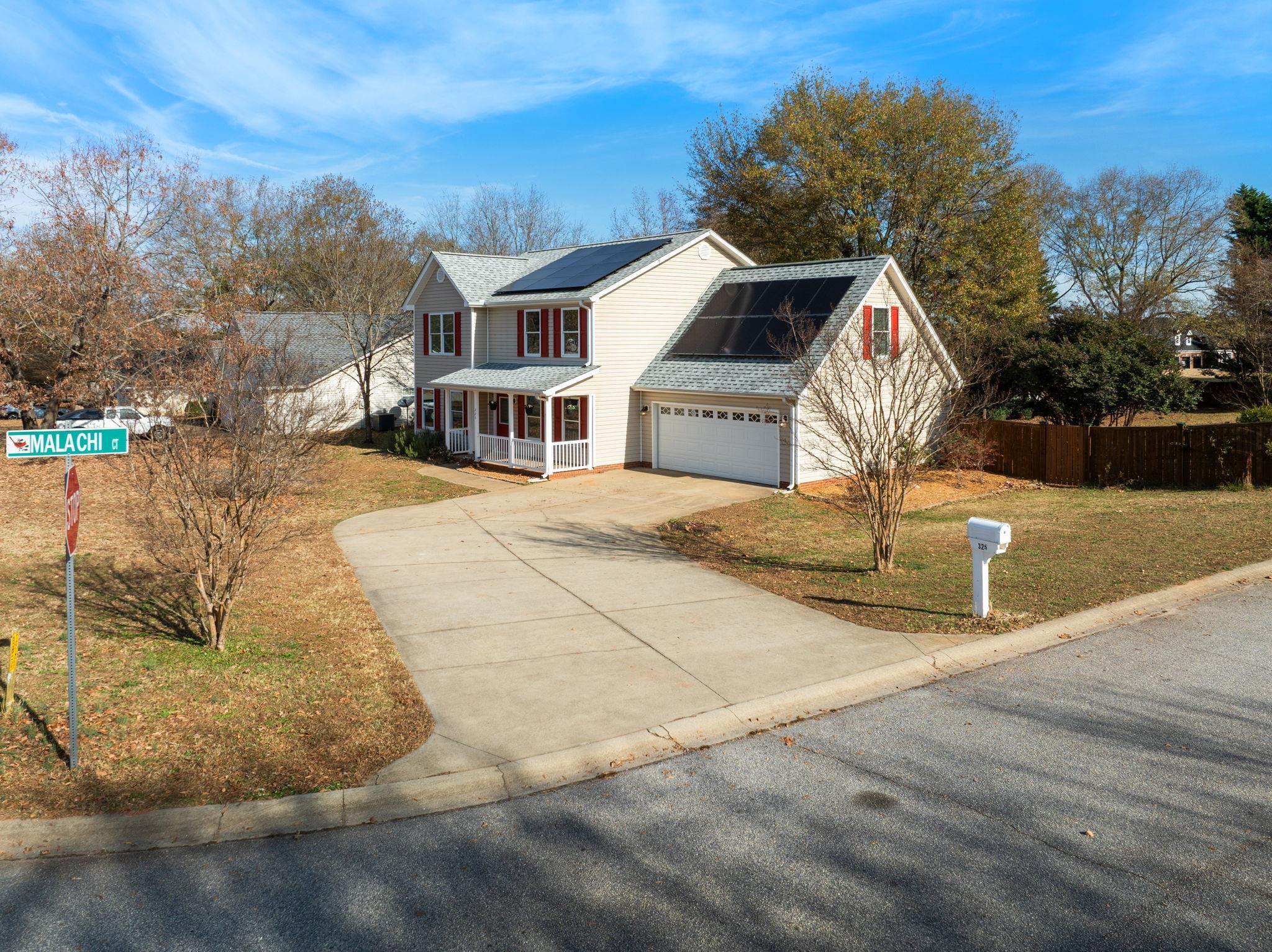 325 Malachi Court Inman, SC 29349 - Photo 3 of 44 Gallery Image 3