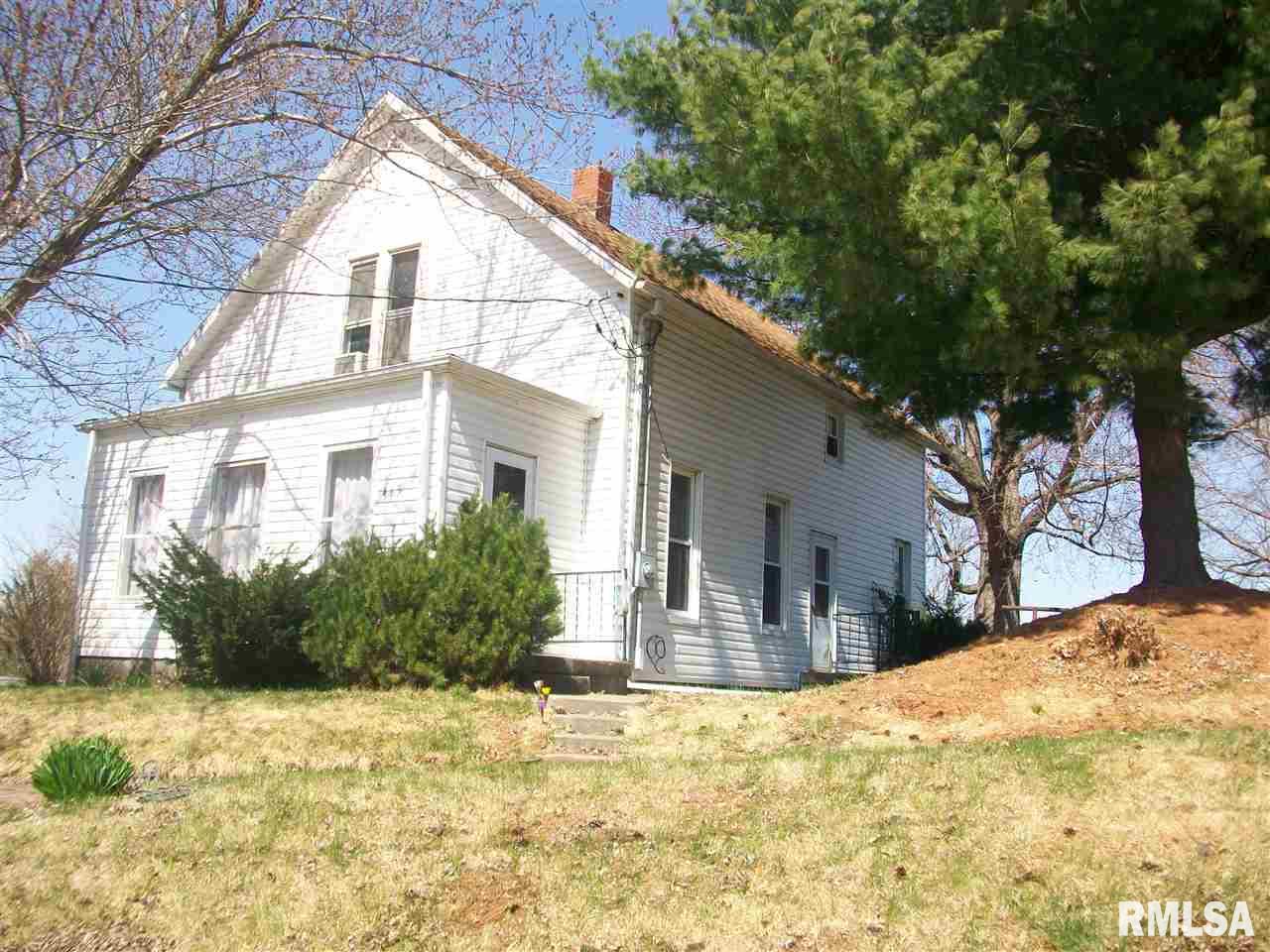 465 West Maple Street Canton, IL 61520 - Photo 1 of 31 Gallery Image 1