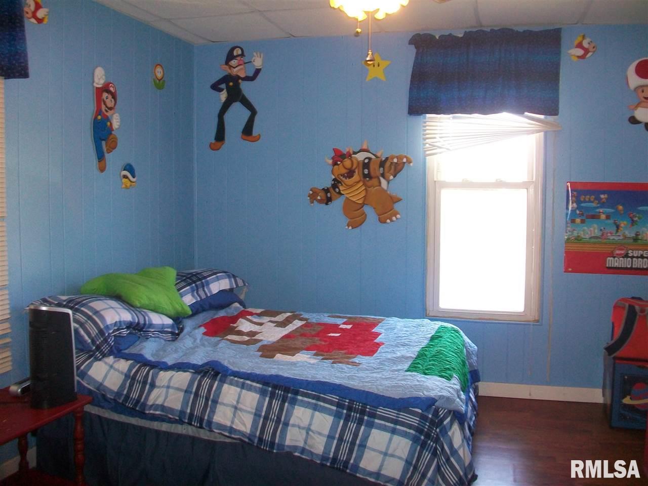 465 West Maple Street Canton, IL 61520 - Photo 13 of 31 Gallery Image 13
