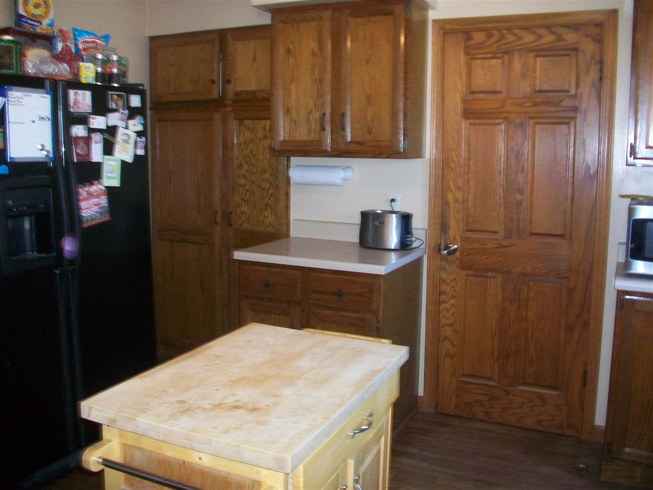 465 West Maple Street Canton, IL 61520 - Photo 3 of 31 Gallery Image 3