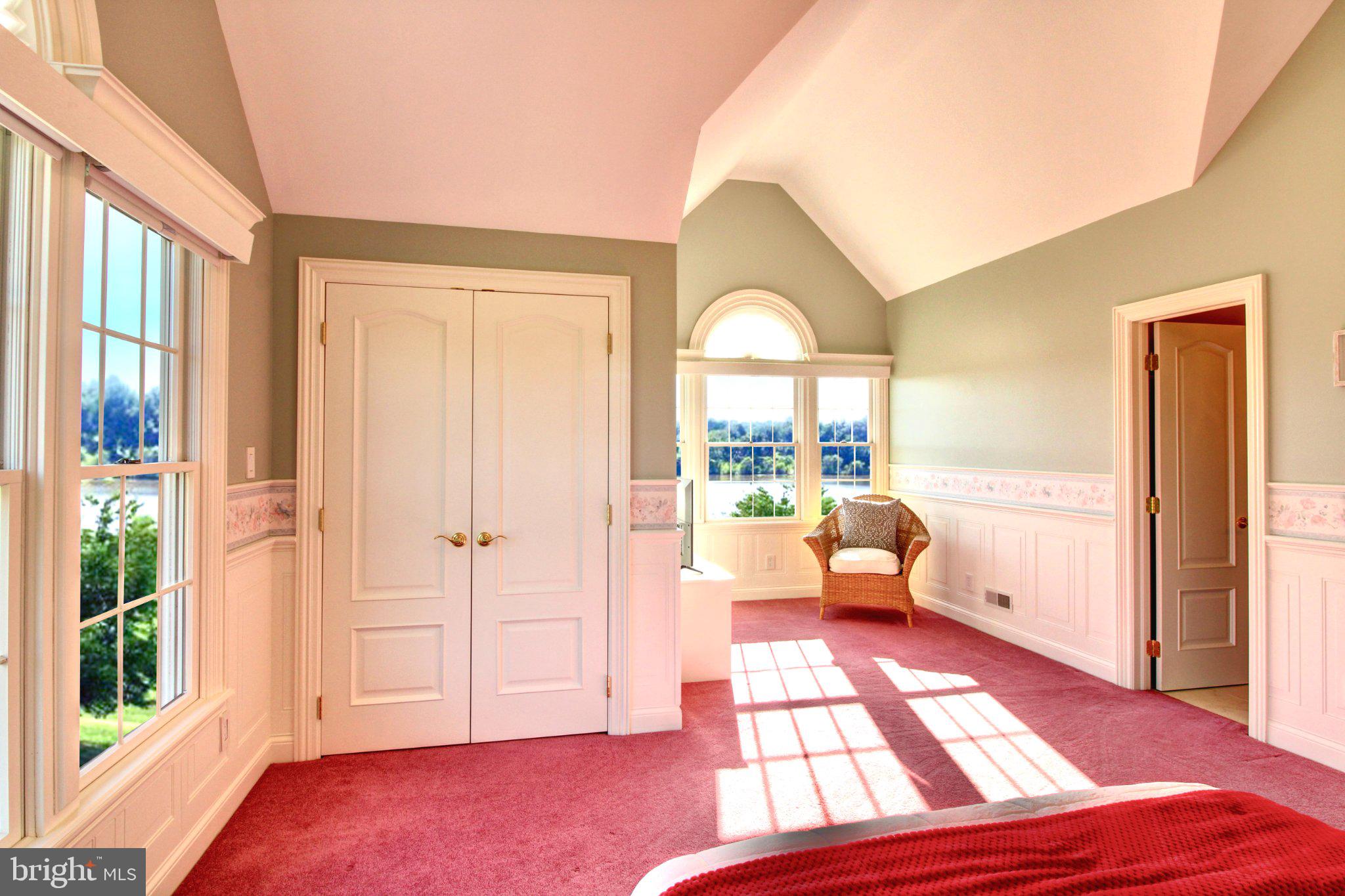 17235 Whisper Hill Road Culpeper, VA 22701 - Photo 11 of 24 a living room with furniture and a large window