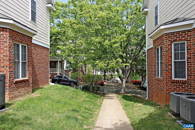 $2,050 | 164 Old Fifth Circle, Charlottesville, VA 22903