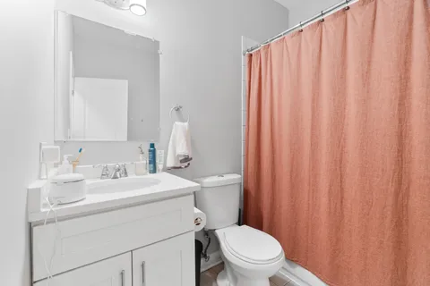 $699,000 | 5039 West Cullom Avenue, Chicago, IL 60641