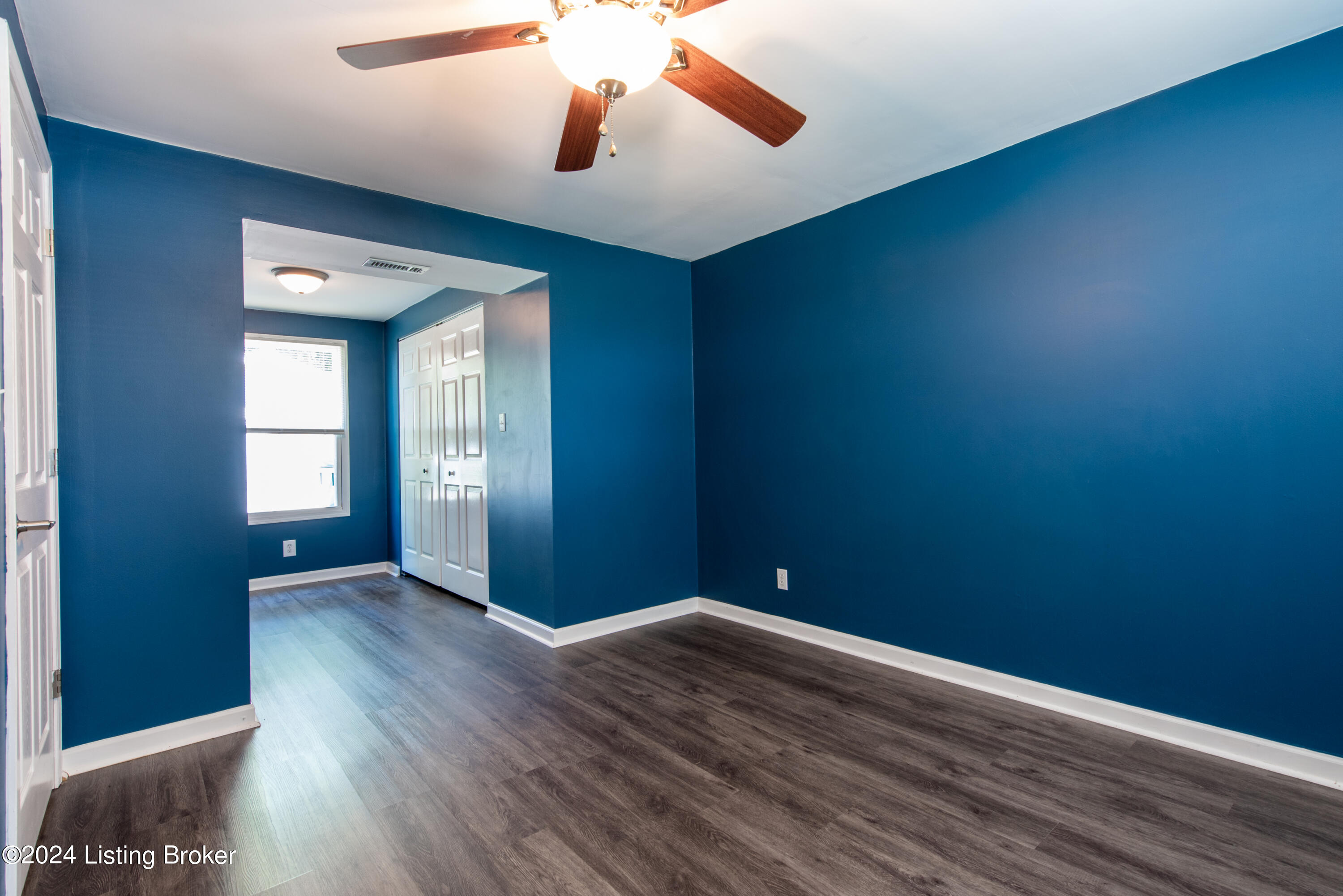 233 Western Road Louisville, KY 40229 - Photo 23 of 31 basement bedroom