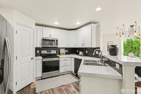 $499,999 | 19114 19th Ave Court East, Spanaway, WA 98387