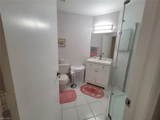 $234,900 | 2618 Kings Lake Boulevard, Unit 2202, Naples, FL 34112