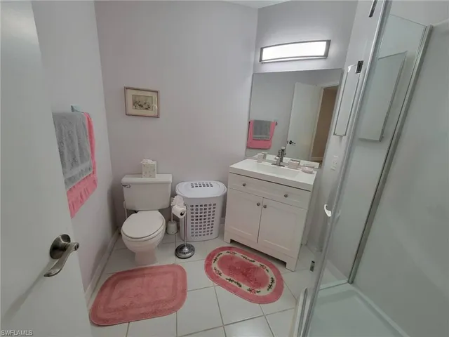 $234,900 | 2618 Kings Lake Boulevard, Unit 2202, Naples, FL 34112