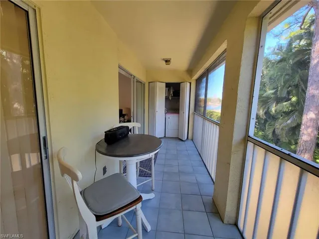 $234,900 | 2618 Kings Lake Boulevard, Unit 2202, Naples, FL 34112