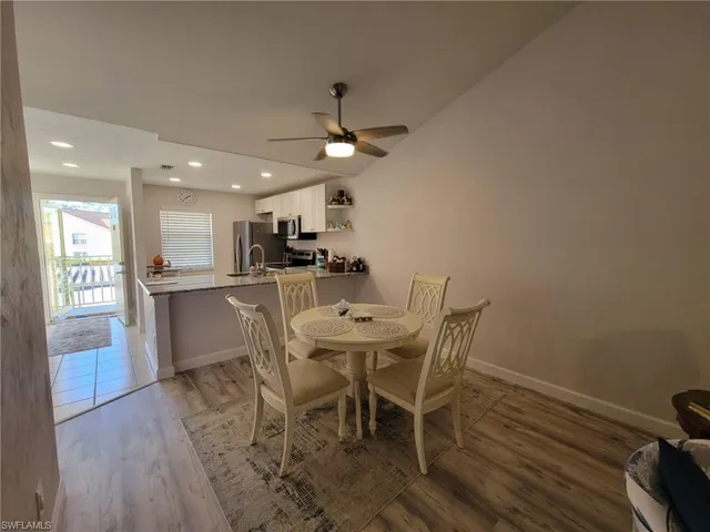 $234,900 | 2618 Kings Lake Boulevard, Unit 2202, Naples, FL 34112