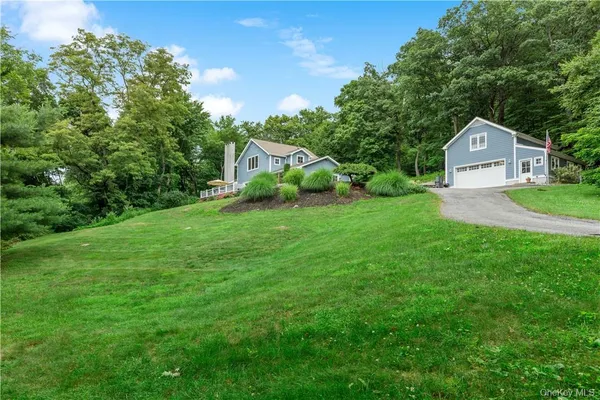 $1,265,000 | 52 Old Manitou Road, Garrison, NY 10524