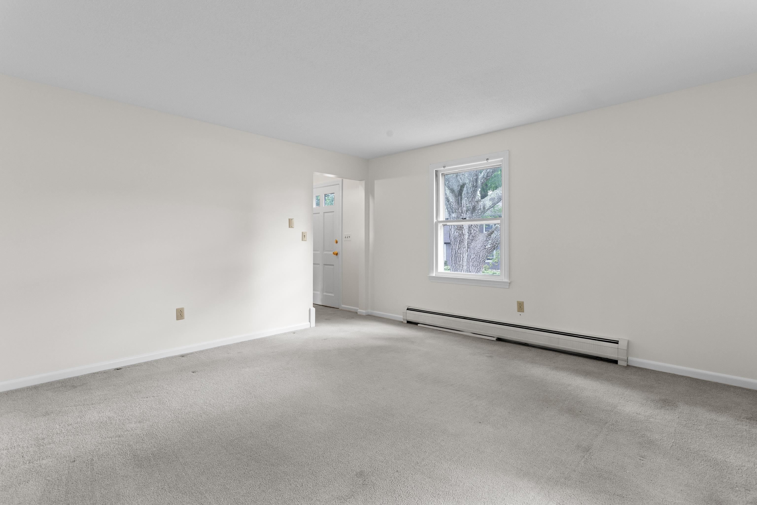 10 Colonial Circle Hampton, NH 03842 - Photo 14 of 58