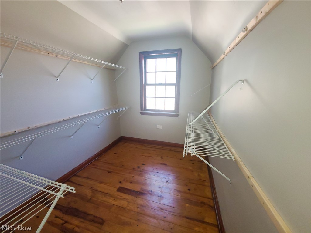 3726 Highland Road Cleveland, OH 44111 - Photo 17 of 21 Gallery Image 17