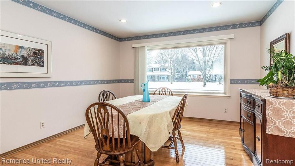 24117 Woodham Road Novi, MI 48374 - Photo 8 of 50