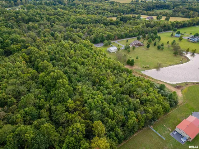 $89,900 | Lot 6 Vernon Drive, Marion, IL 62959