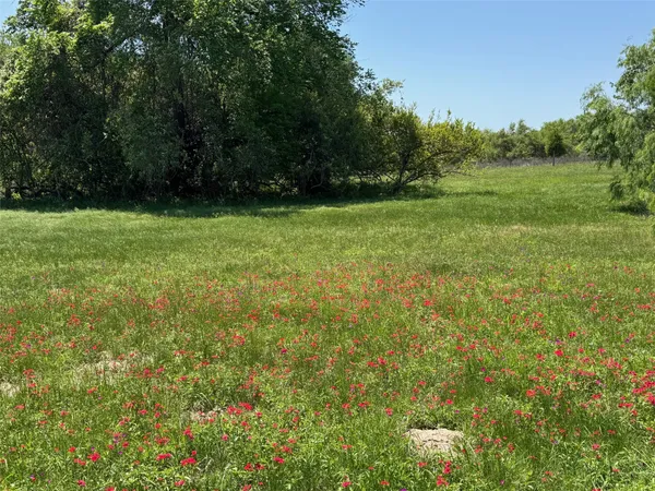 $2,190,898 | 3817 Fm 154, Muldoon, TX 78949