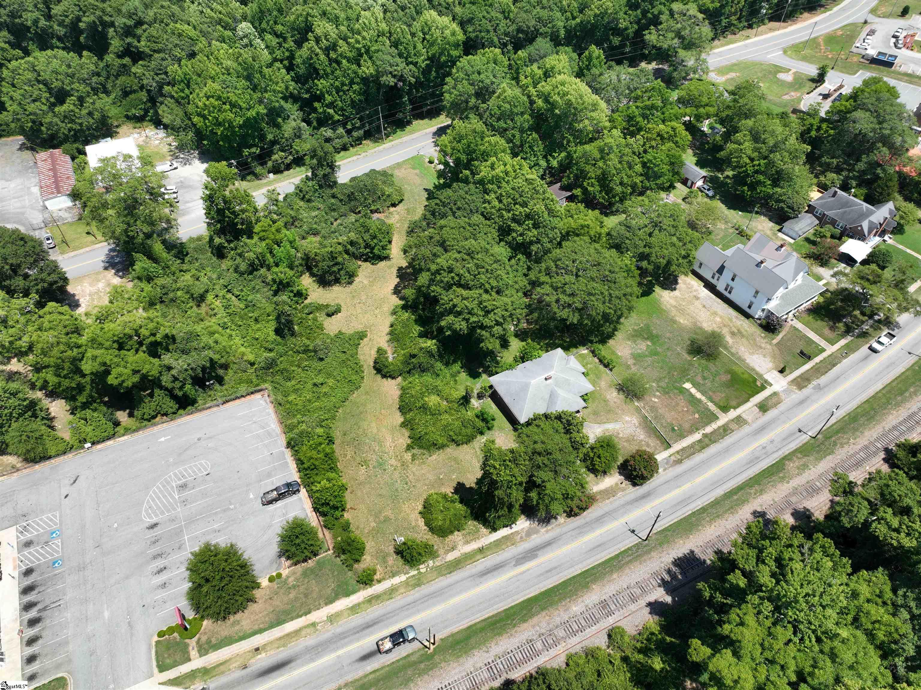 310 South Main Street Belton, SC 29627 - Photo 2 of 9