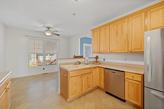 a view of an empty room and window
