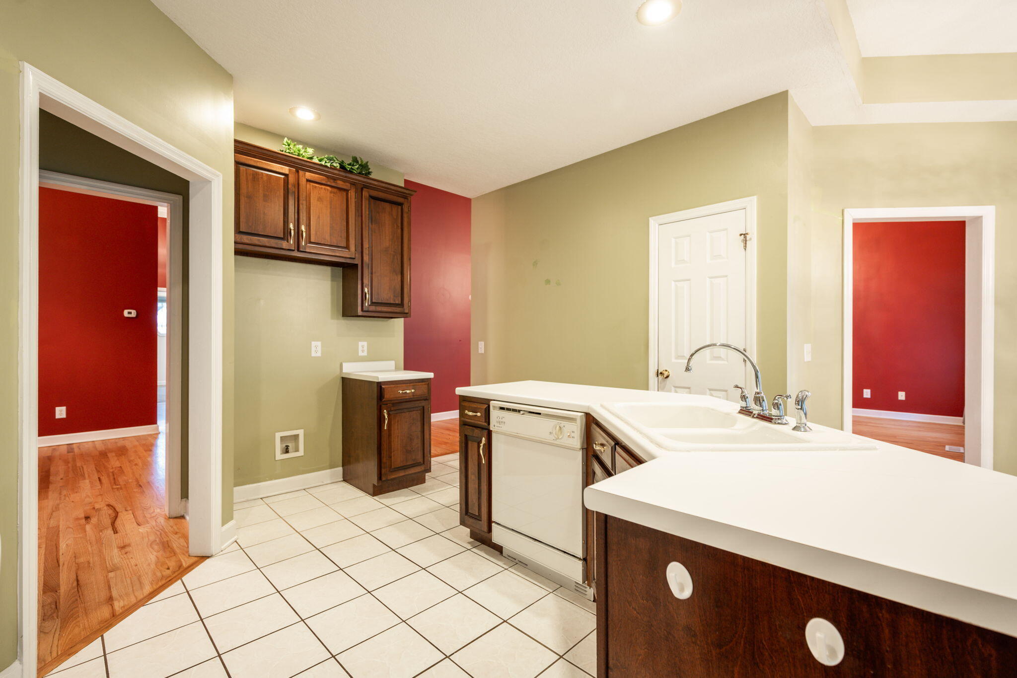 6823 Chiswick Drive Chattanooga, TN 37421 - Photo 23 of 40 16-web-or-mls-DSC_2339