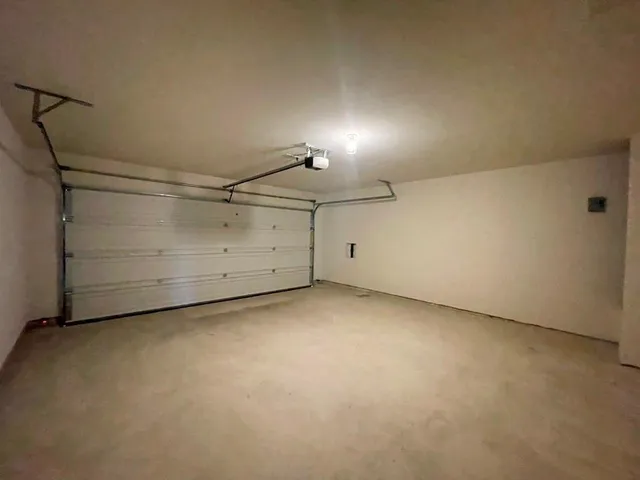 a view of a room with an empty space
