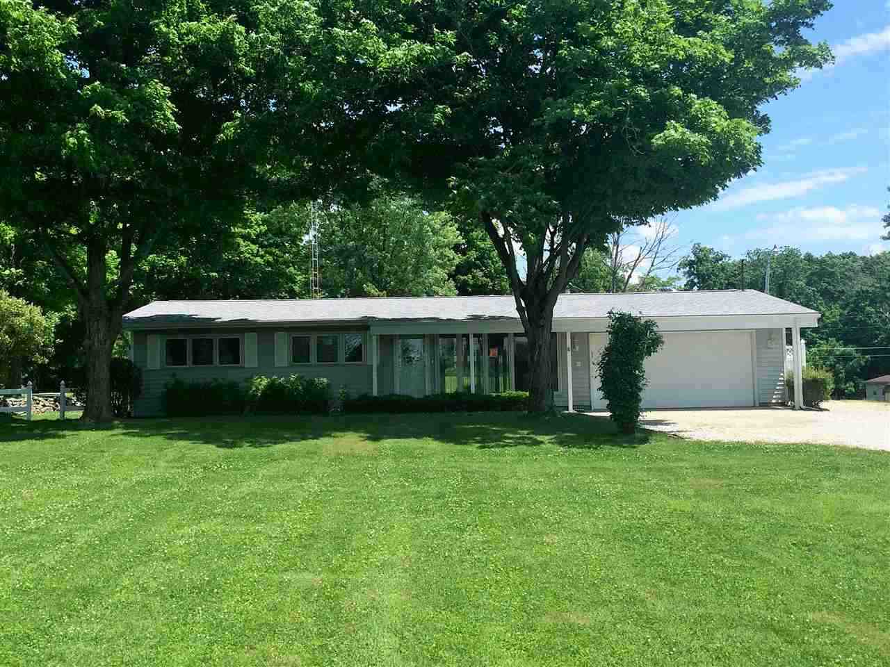 3810 North Huntington Road Marion, IN 46952 - Photo 1 of 29 Gallery Image 1