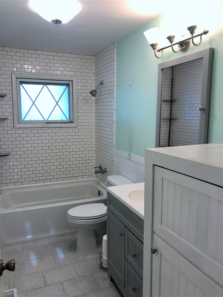 3810 North Huntington Road Marion, IN 46952 - Photo 17 of 29 Gallery Image 17
