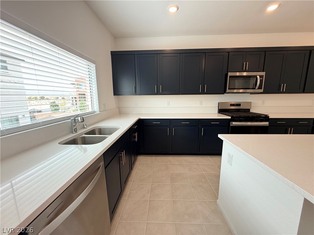 10399 Arbor Ridge Street Las Vegas, NV 89141 - Photo 7 of 39