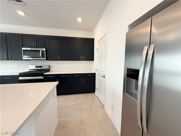 $2,610 | 10399 Arbor Ridge Street, Las Vegas, NV 89141