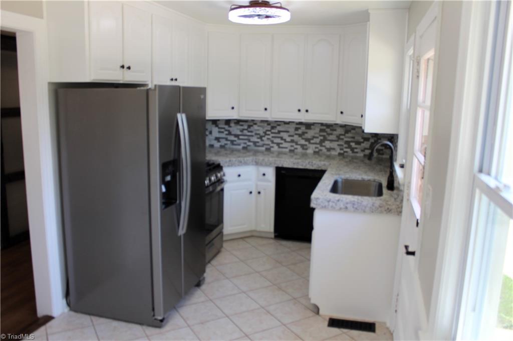 1124 Tabor Street High Point, NC 27262 - Photo 20 of 42 Gallery Image 20