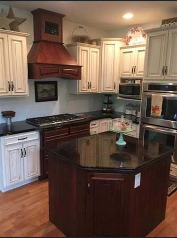 668 Upper Middletown Road Smock, PA 15480 - Photo 5 of 12