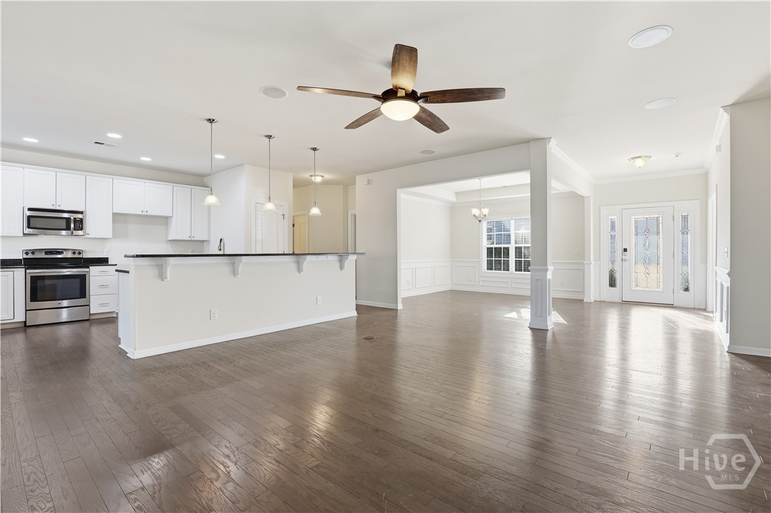 45 Belle Gate Court Pooler, GA 31322 - Photo 11 of 34 Living Room