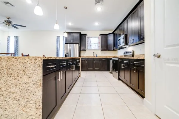 $2,600 | 520 Nogales Court, Kissimmee, FL 34758