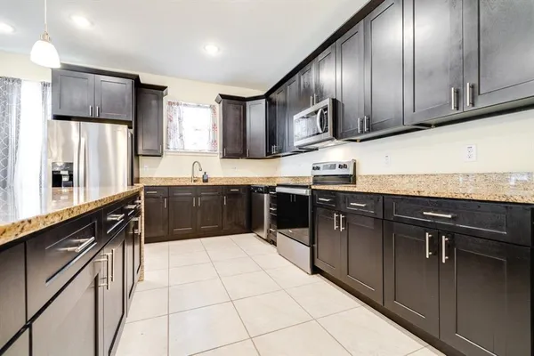 $2,600 | 520 Nogales Court, Kissimmee, FL 34758