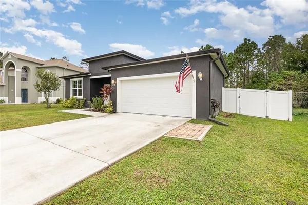 $2,600 | 520 Nogales Court, Kissimmee, FL 34758