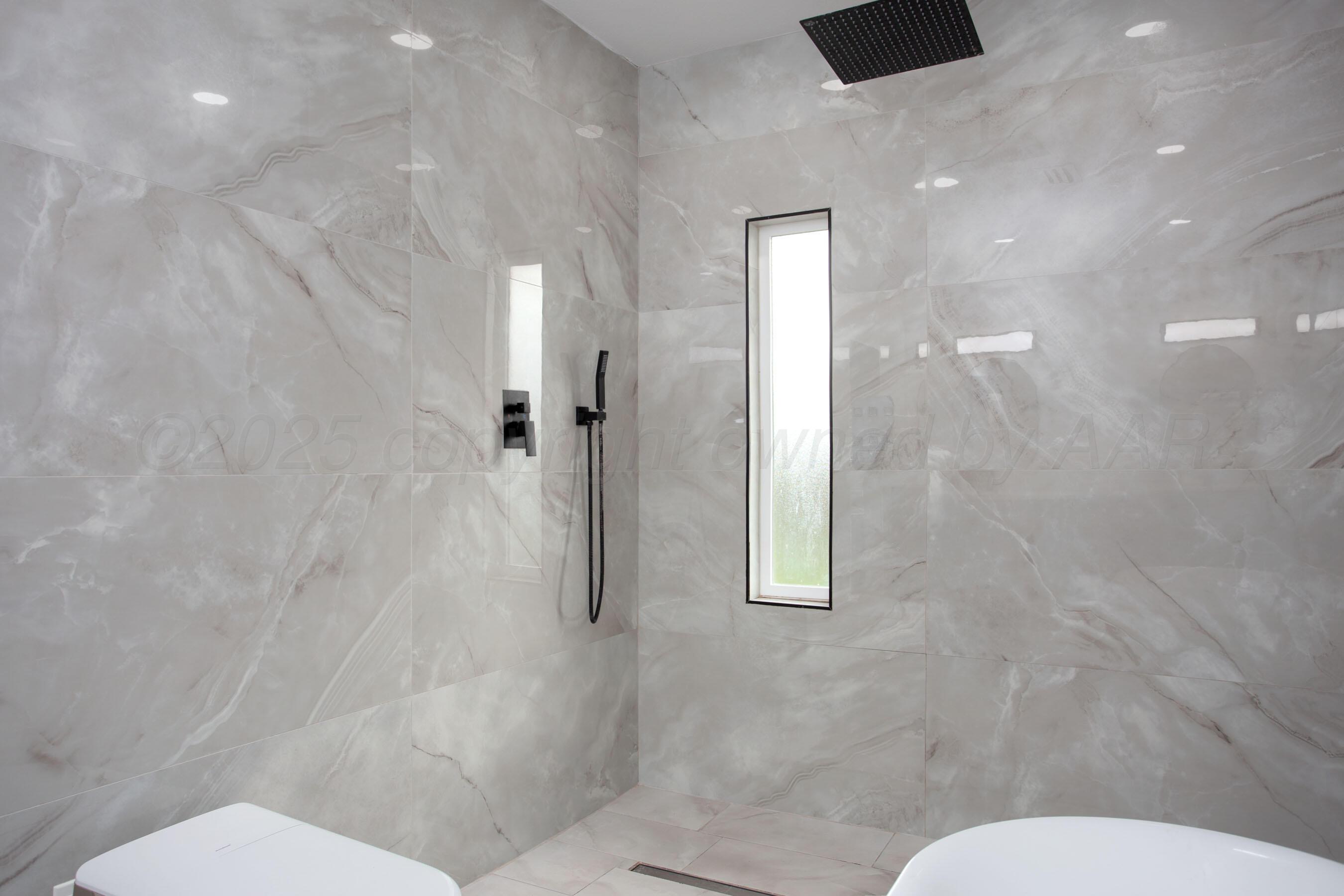 11300 Bertrand Road Amarillo, TX 79108 - Photo 33 of 52 PRIMARY BATHROOM