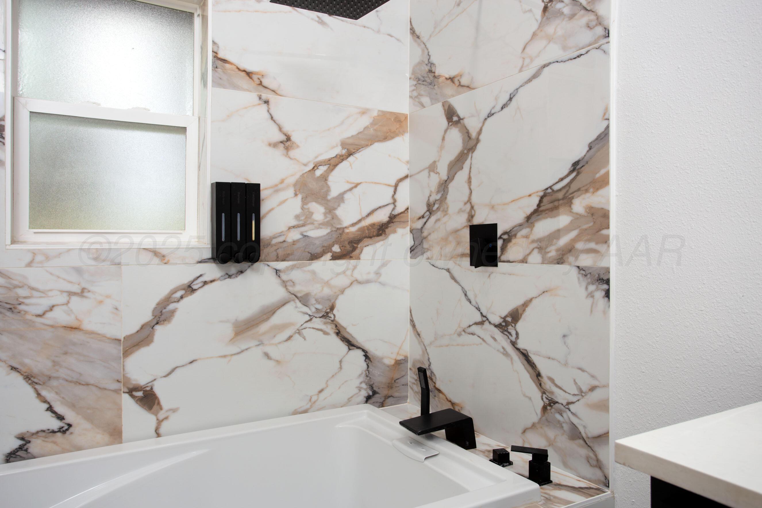 11300 Bertrand Road Amarillo, TX 79108 - Photo 39 of 52 BATHROOM