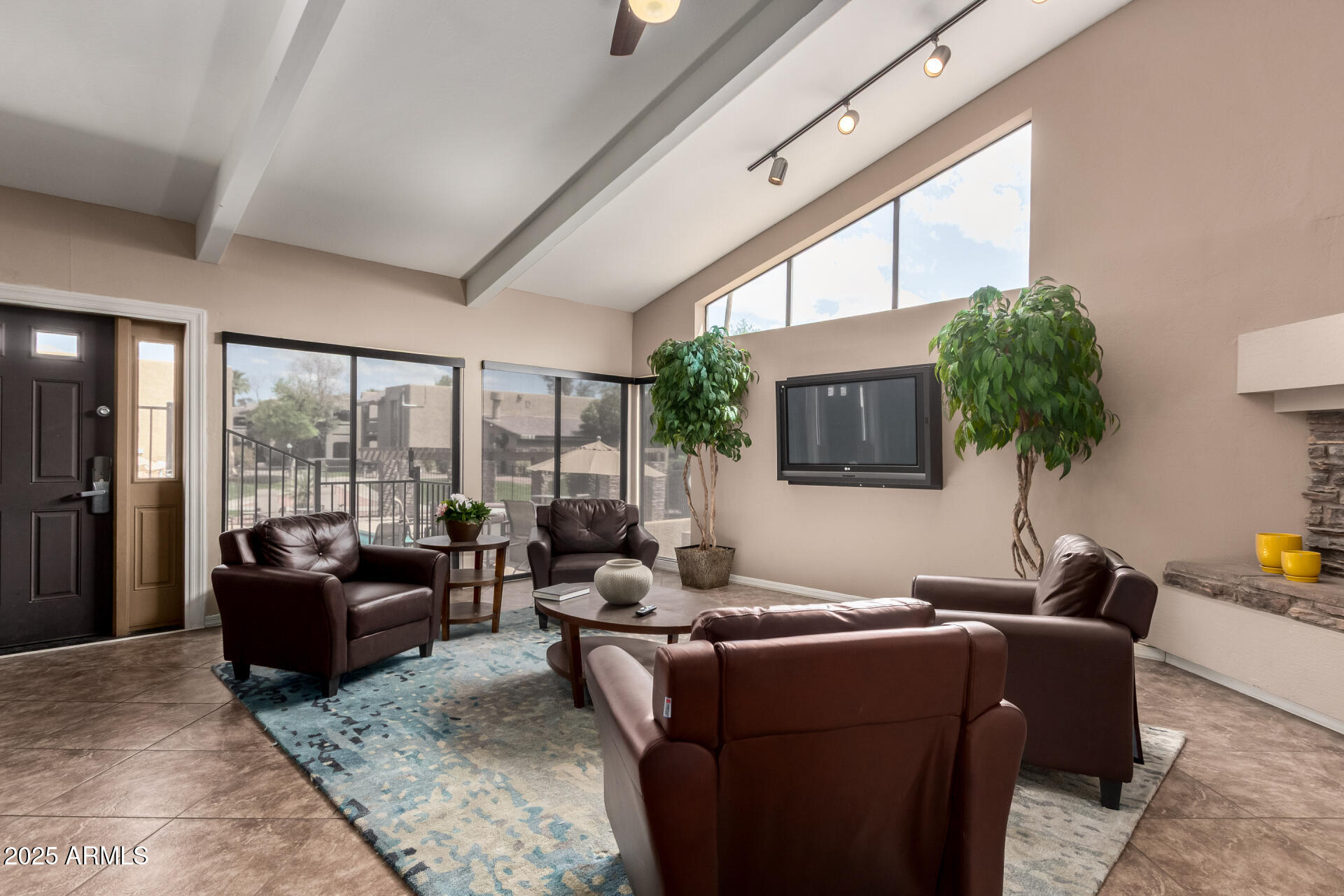 3825 East Camelback Road, Unit 234 Phoenix, AZ 85018 - Photo 33 of 42 Clubhouse