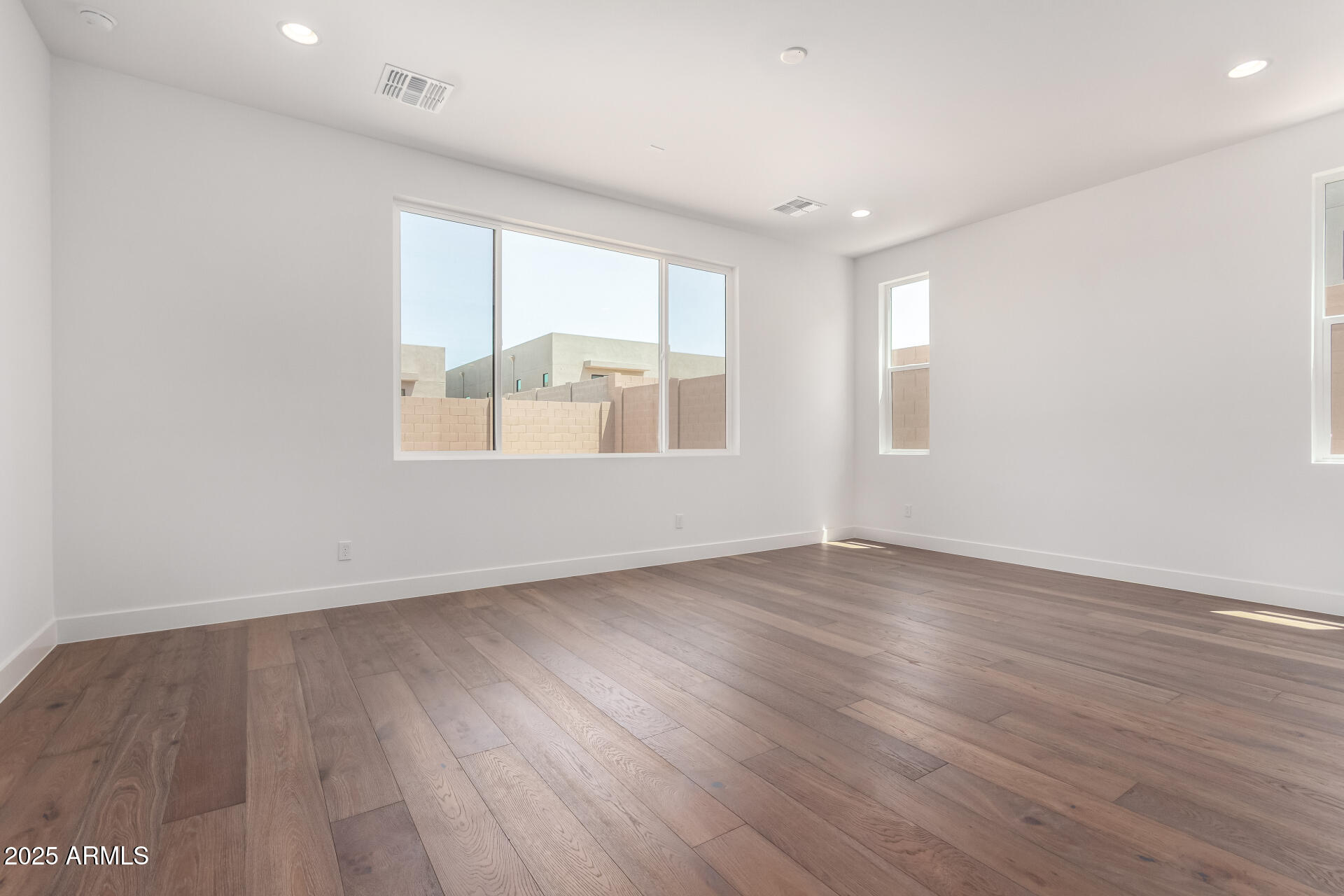 5744 East Lowden Road Cave Creek, AZ 85331 - Photo 17 of 41 Primary Bedroom VIew A