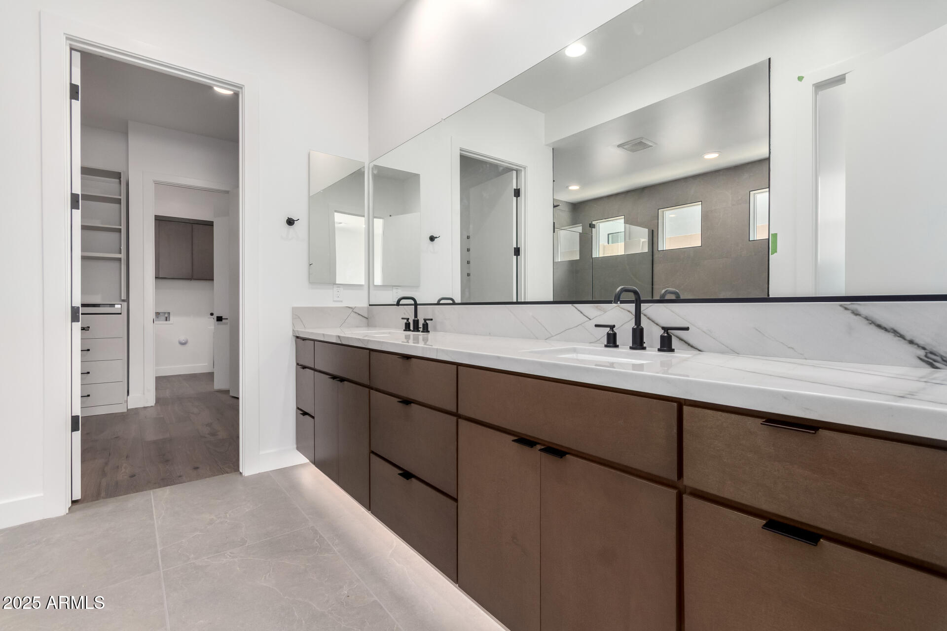 5744 East Lowden Road Cave Creek, AZ 85331 - Photo 20 of 41 Primary Bath View A