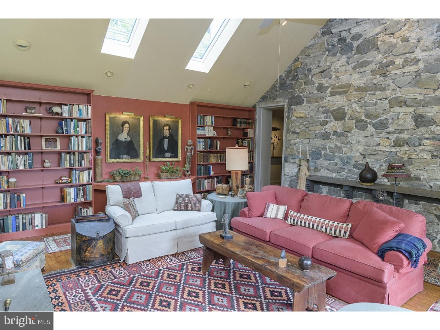 10 Hillendale Road Chadds Ford, PA 19317 - Photo 12 of 25 Living Room