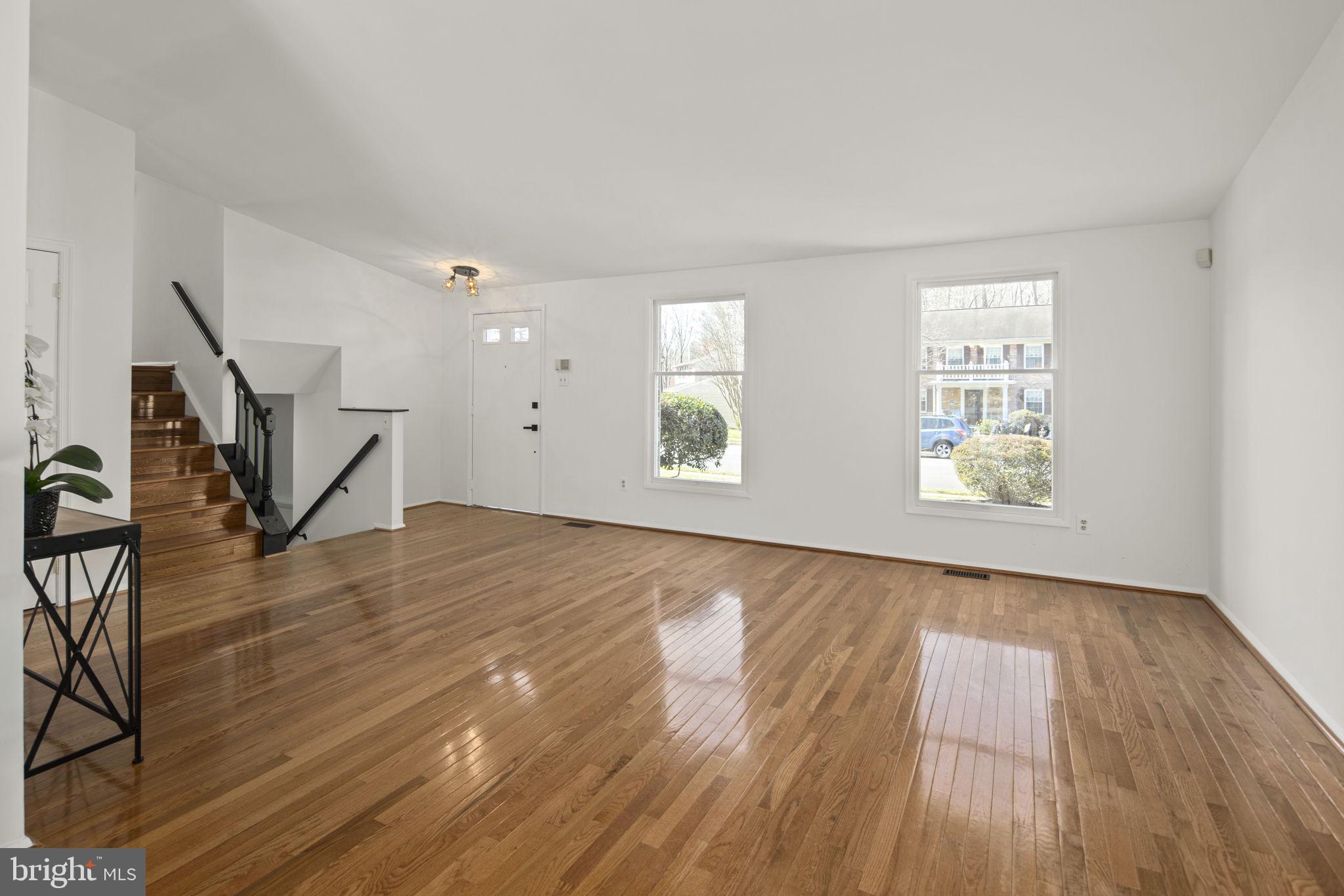 8472 Falling Leaf Road Springfield, VA 22153 - Photo 12 of 55