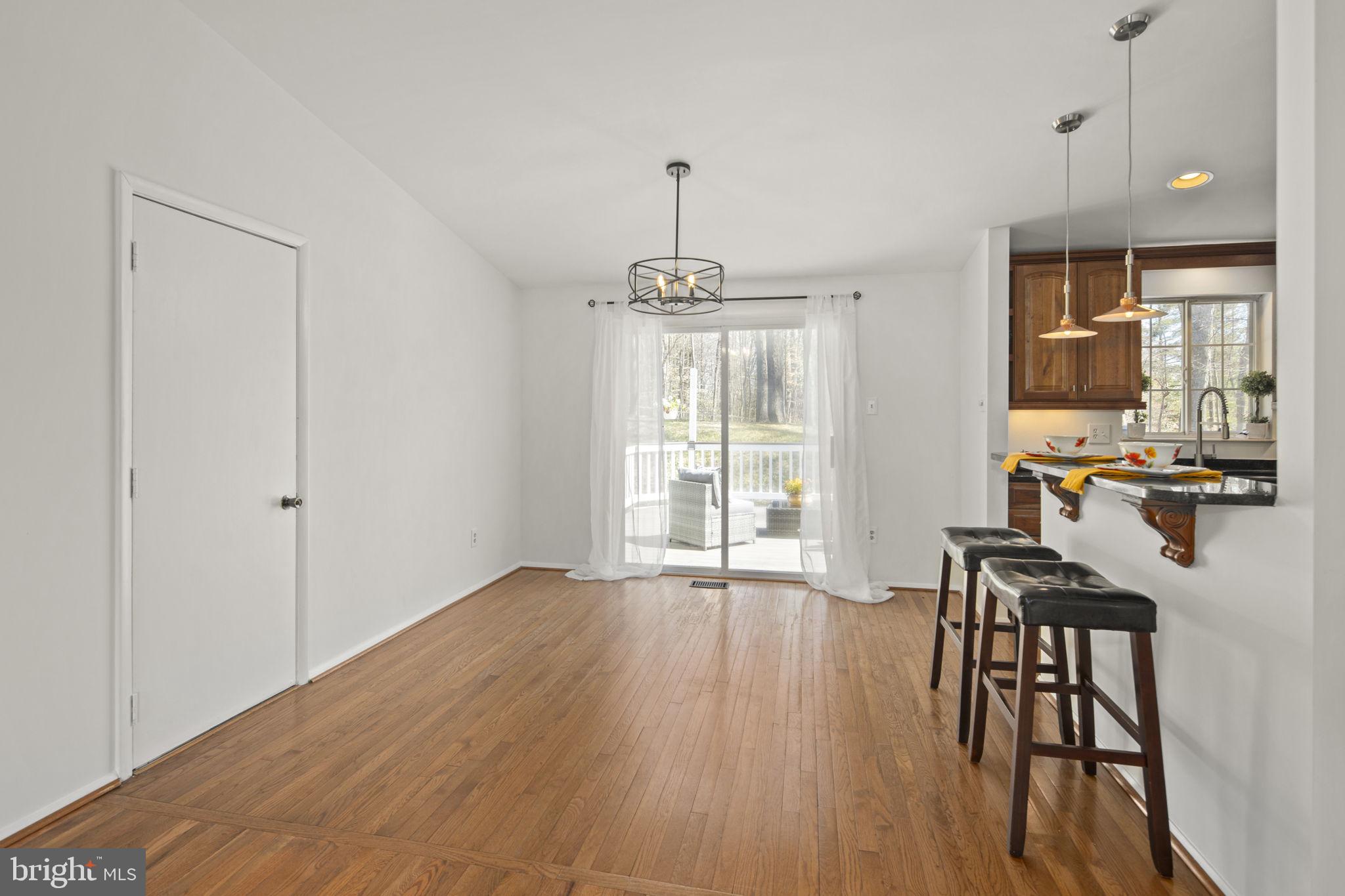 8472 Falling Leaf Road Springfield, VA 22153 - Photo 14 of 55