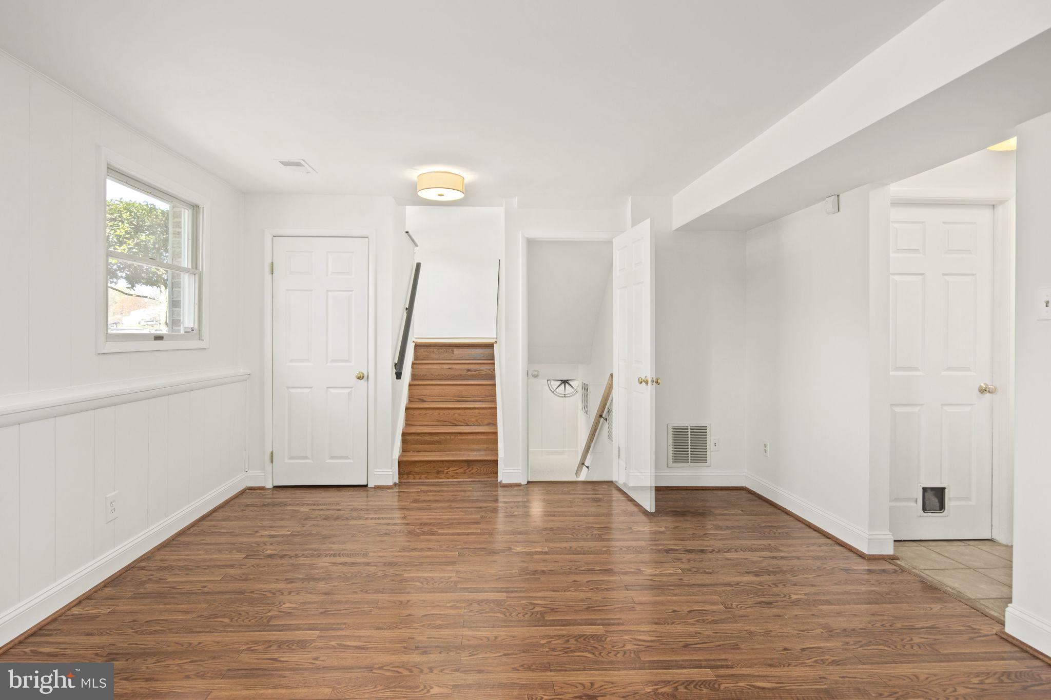 8472 Falling Leaf Road Springfield, VA 22153 - Photo 30 of 55