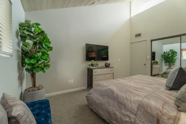$459,000 | 255 East Avenida Granada, Unit 322, Palm Springs, CA 92264