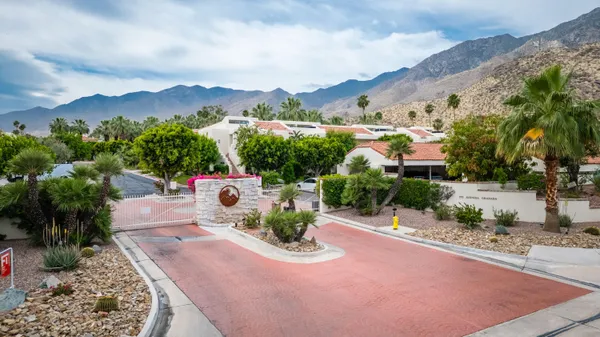 $459,000 | 255 East Avenida Granada, Unit 322, Palm Springs, CA 92264